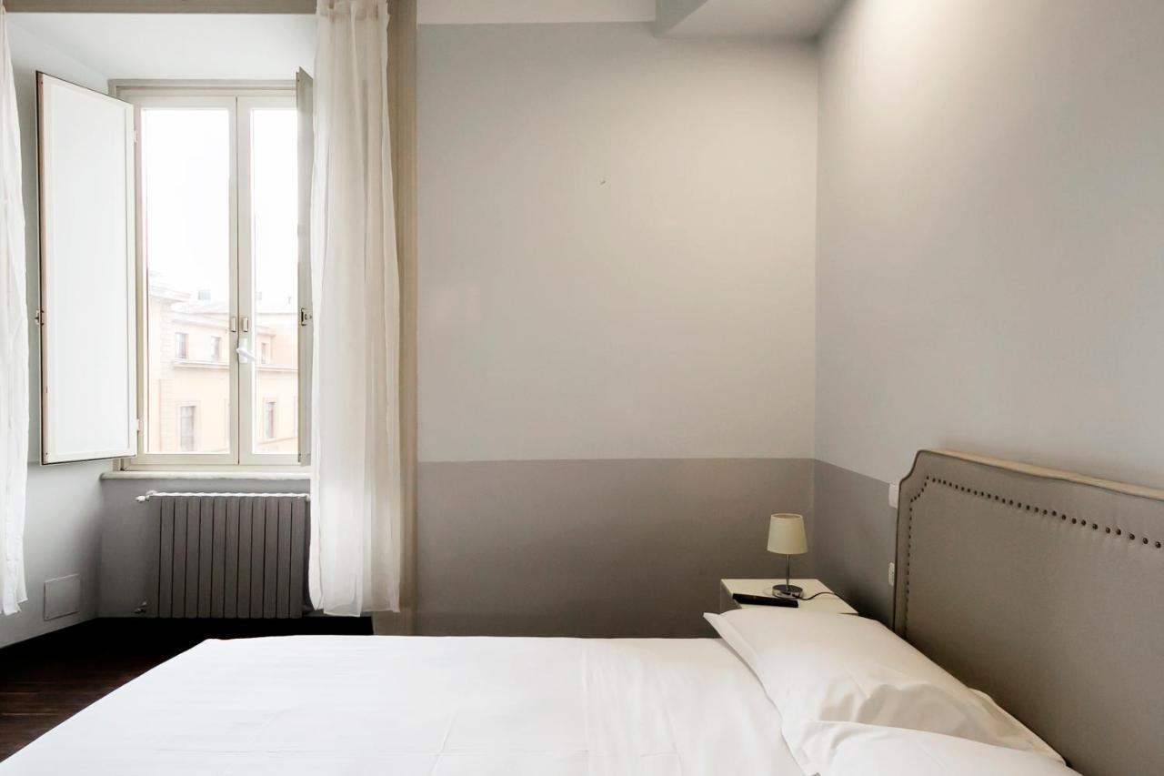 Dm69 - Termini Monti Crossroads Hotel Rome Bagian luar foto