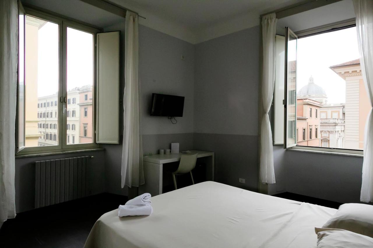 Dm69 - Termini Monti Crossroads Hotel Rome Bagian luar foto
