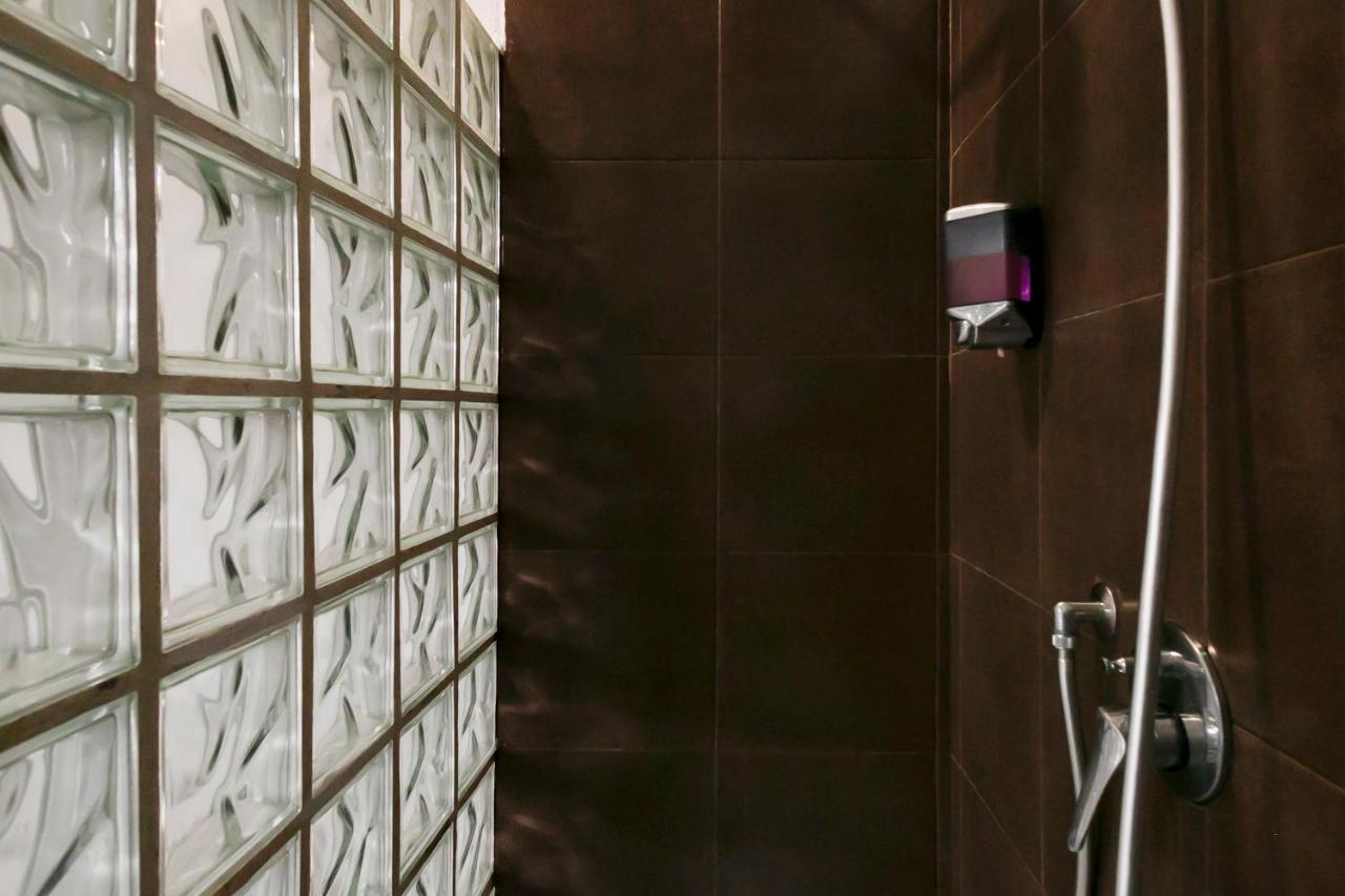 Dm69 - Termini Monti Crossroads Hotel Rome Bagian luar foto