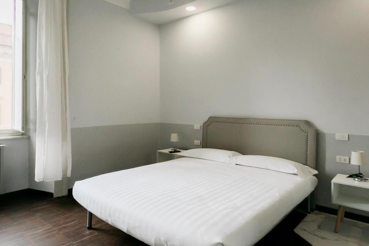 Dm69 - Termini Monti Crossroads Hotel Rome Bagian luar foto