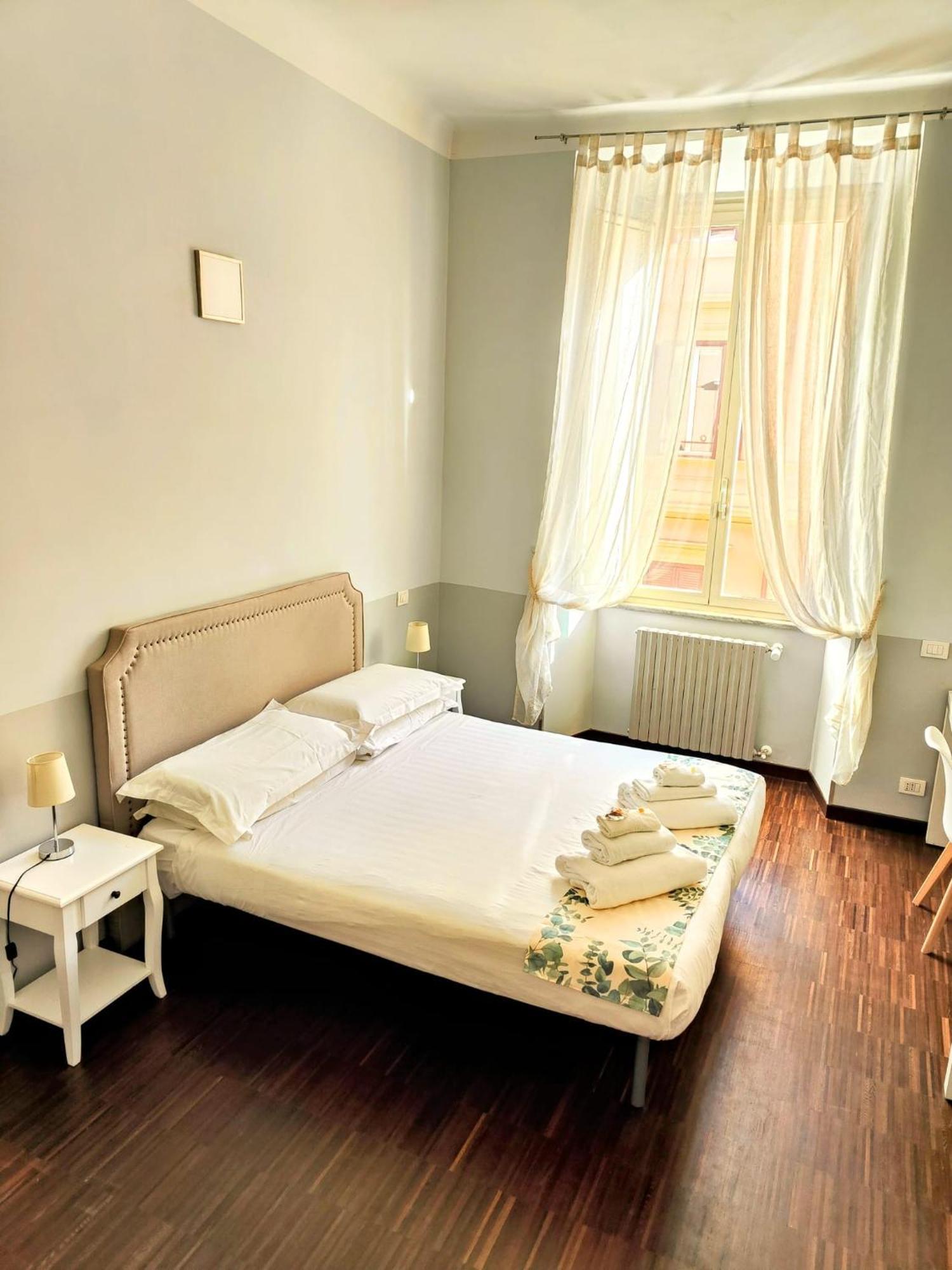 Dm69 - Termini Monti Crossroads Hotel Rome Bagian luar foto
